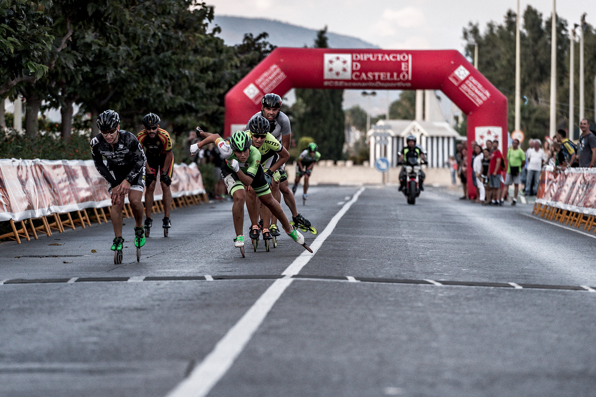 competición patinaje llegada vuelta 1